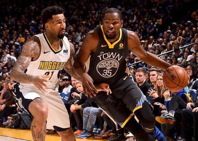 他带领葡萄 他带领葡萄