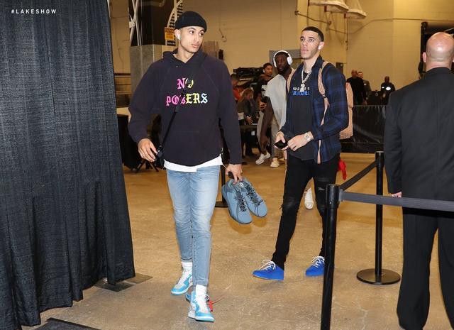 屈体时髋部 屈体时髋部