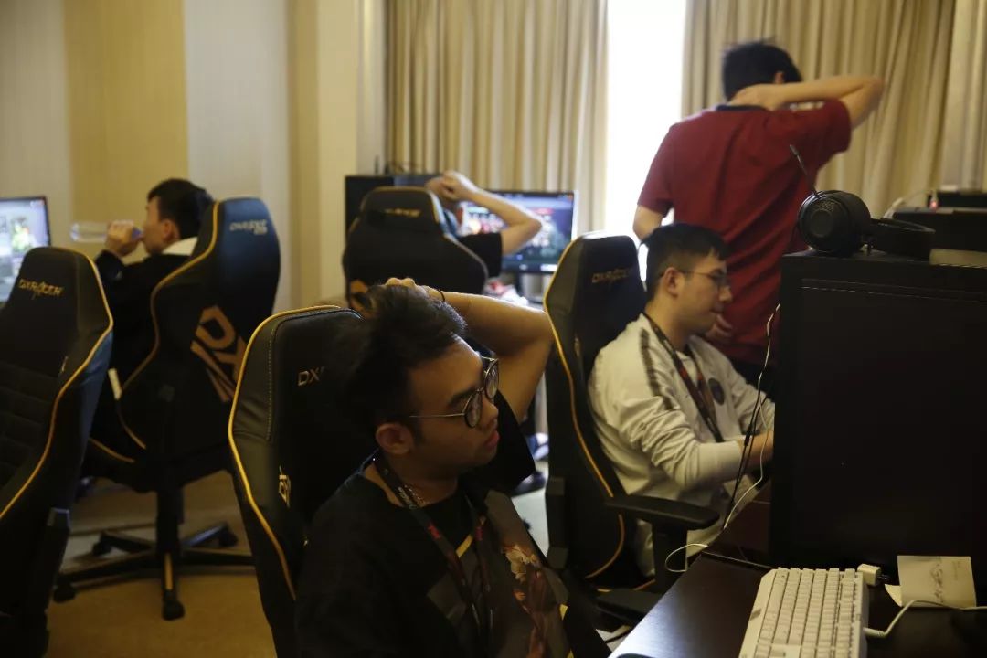 第六位野手 第六位野手