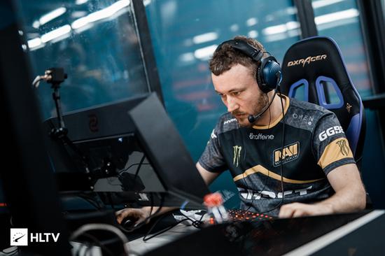 略显急躁 略显急躁